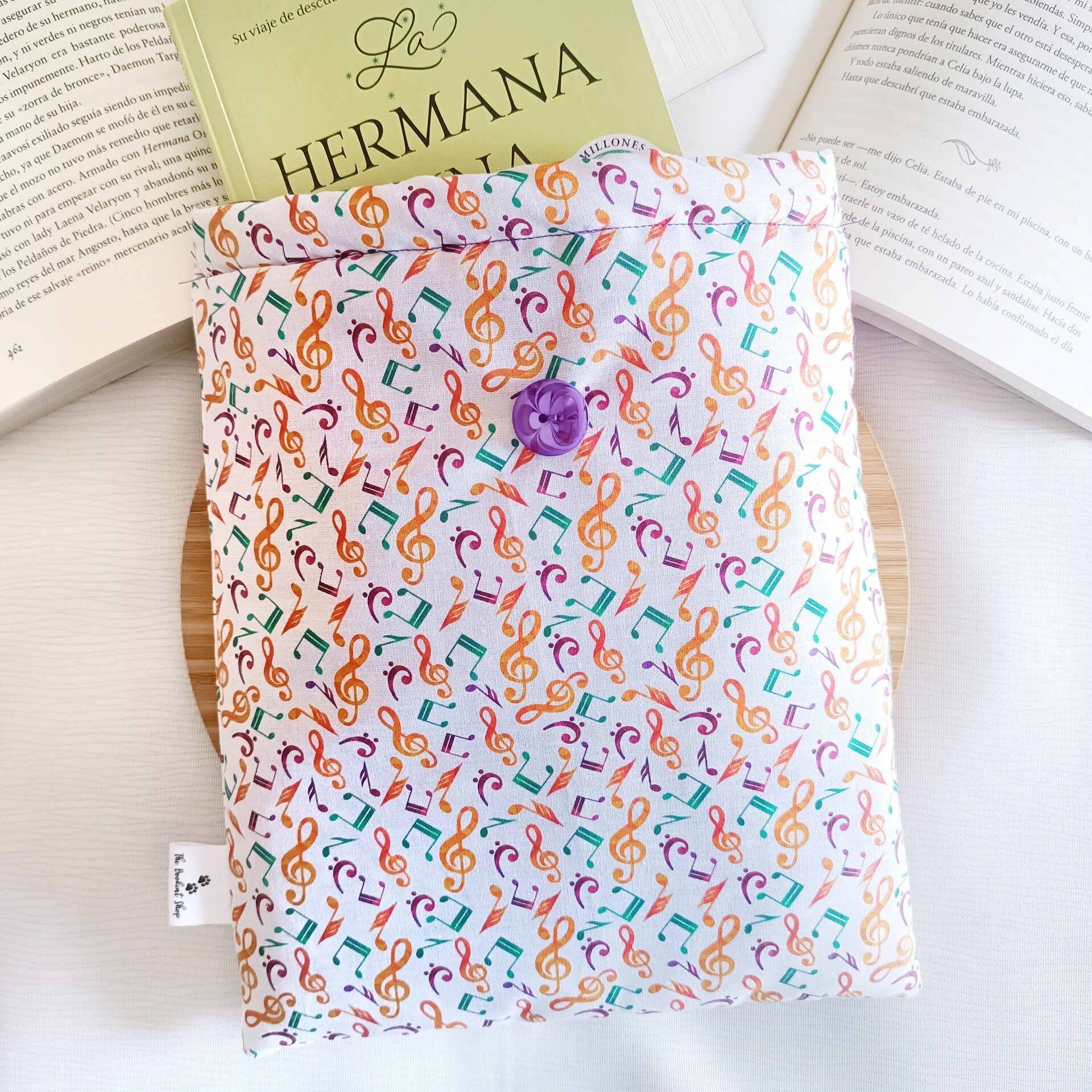 Funda de libro - Estilo musical con clave de sol y notas musicales - 5