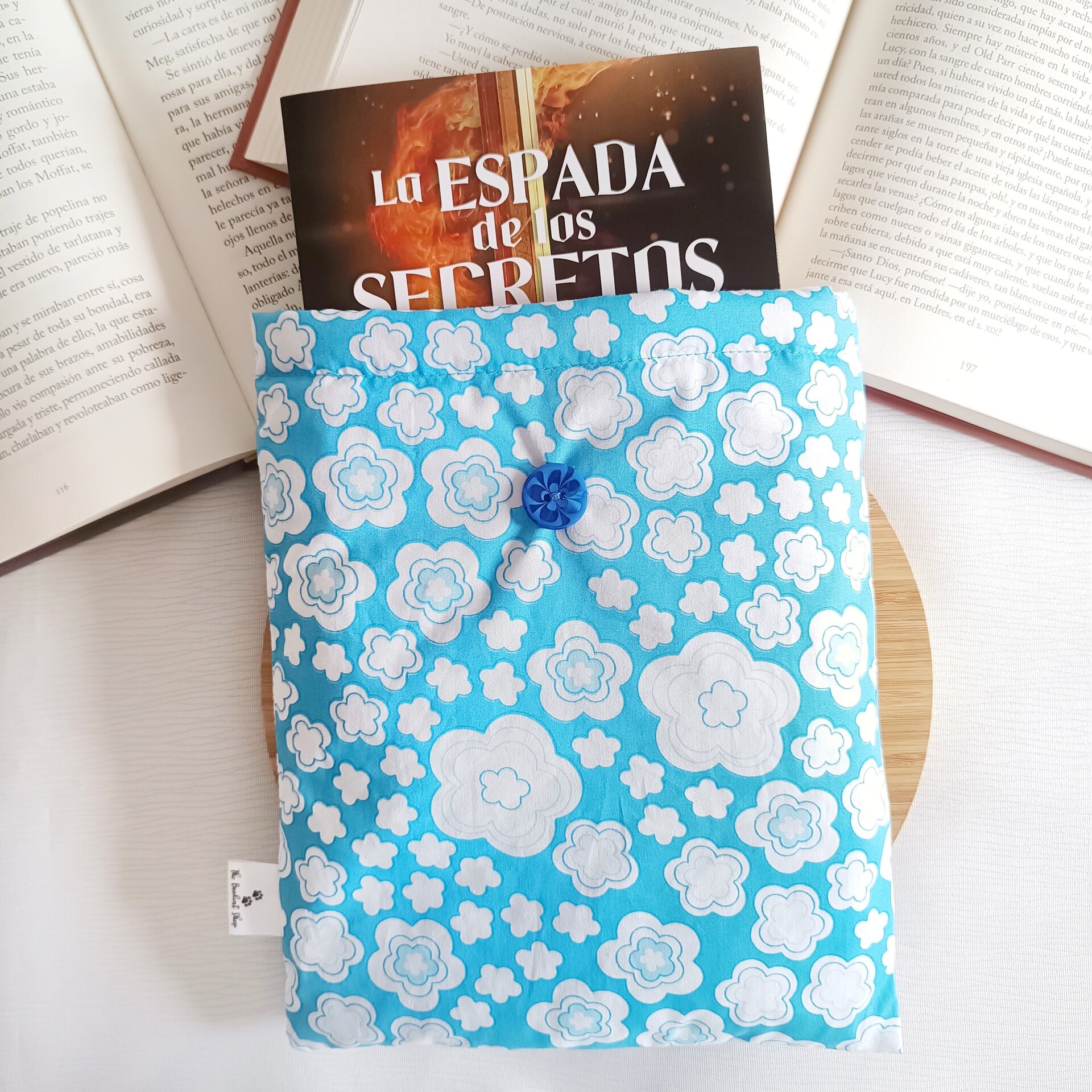Funda de libro - Motivos florales para un toque sutil - 6