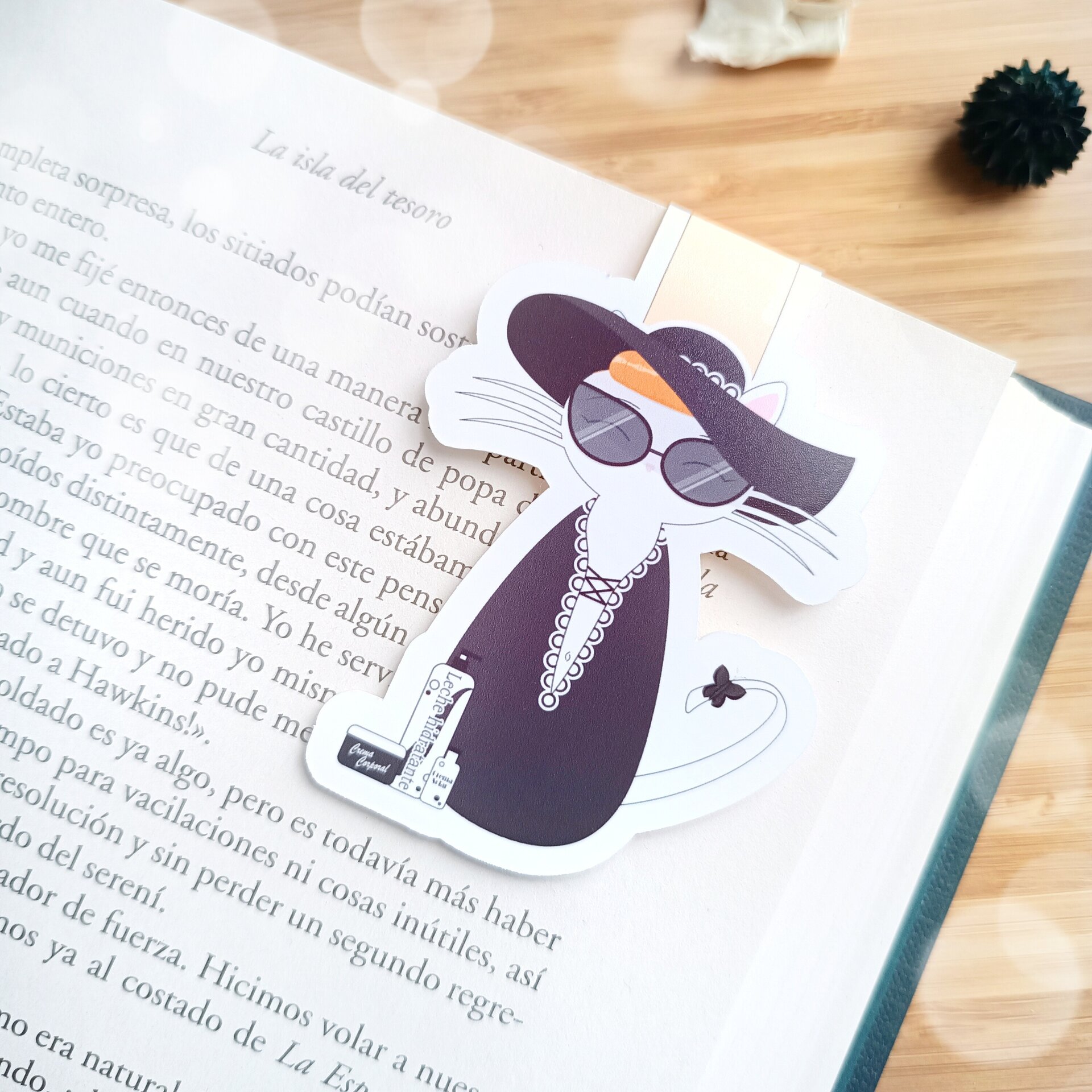 Lectura, sol y gatitas pin-up - Marcadores magnéticos para un verano muy bookcat - 11