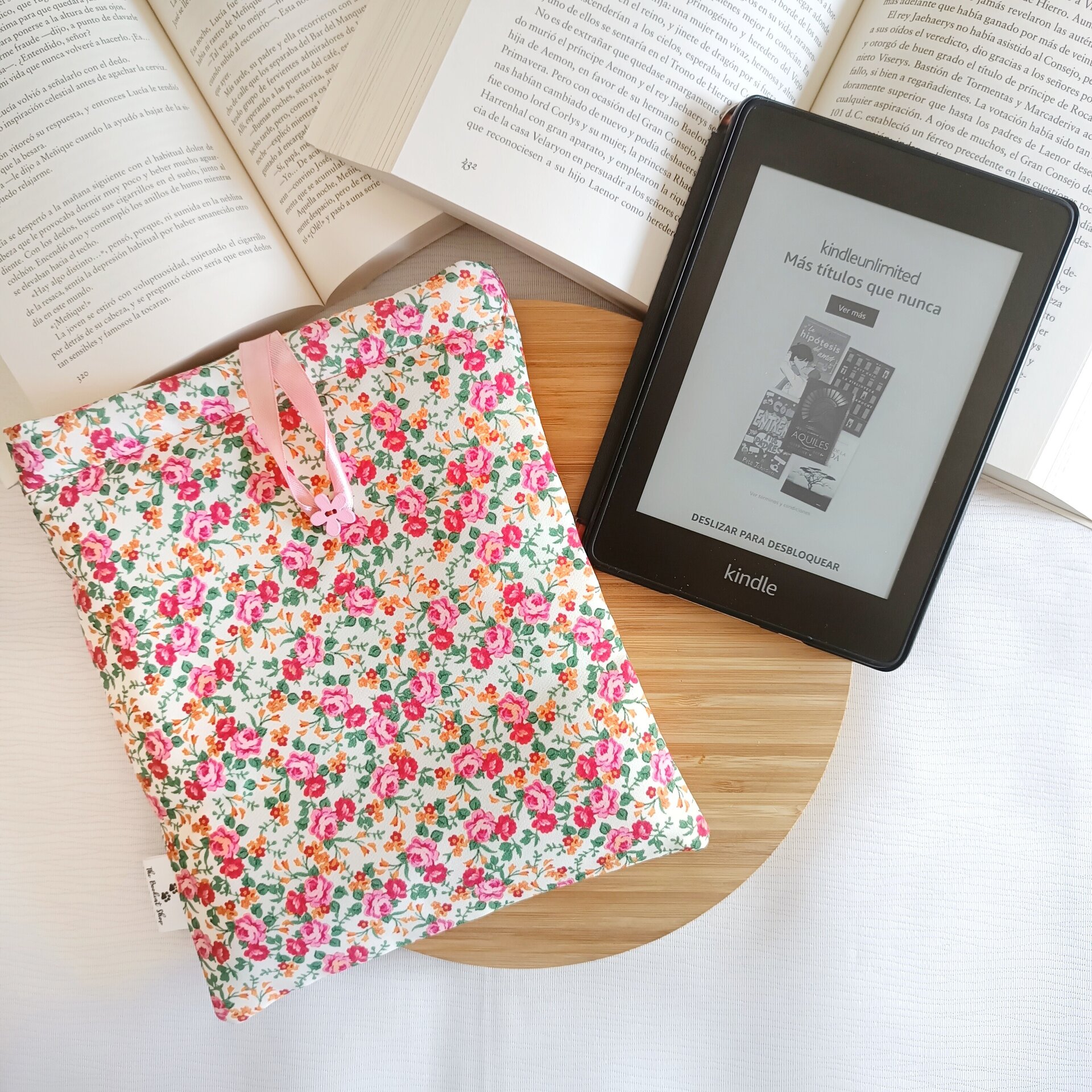 Funda de libro - Diseño floral con pequeñas flores rosas y sutiles - 3