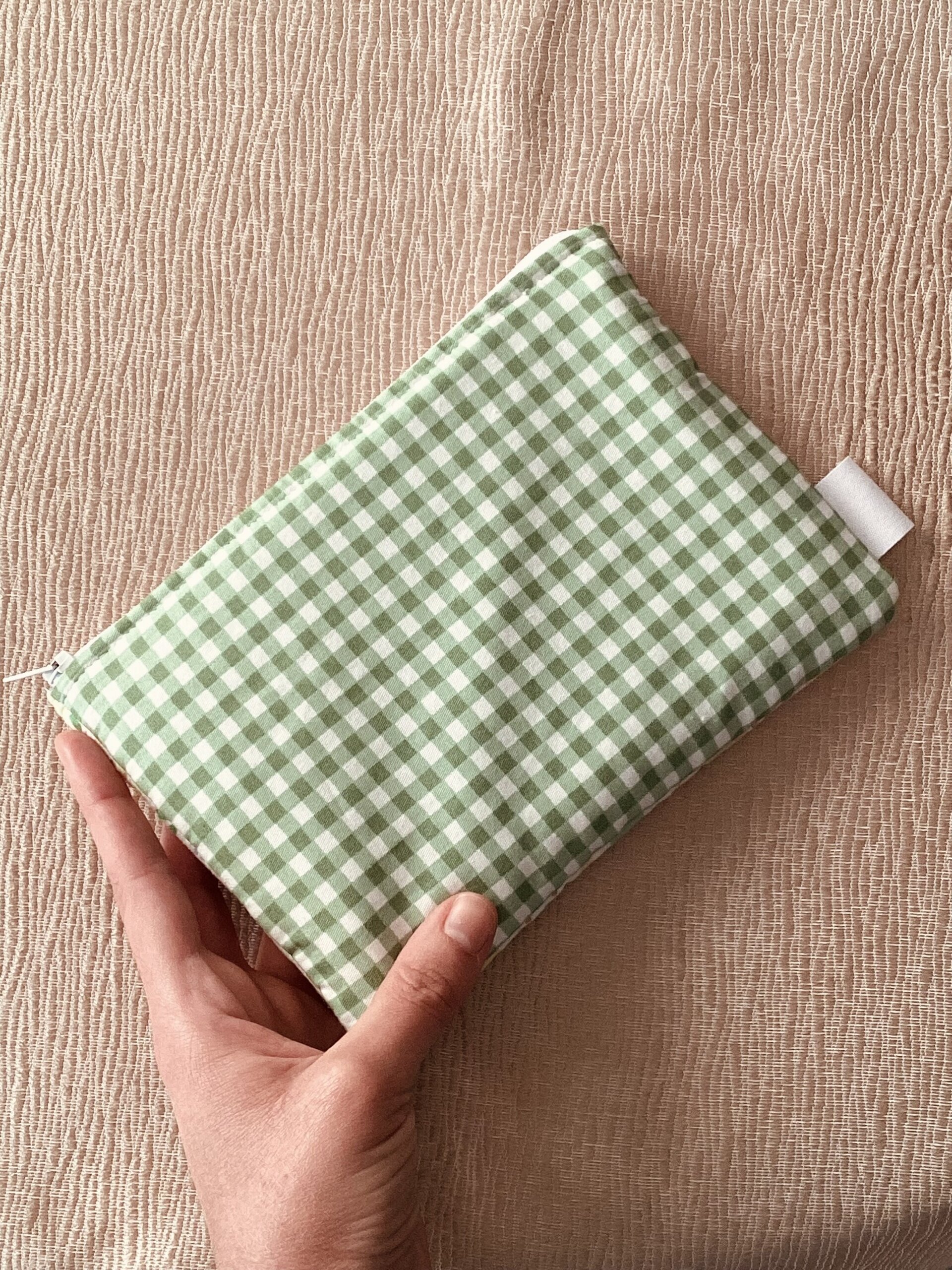 Estuche multiusos verde - Estilo único con tela de calidad - 4